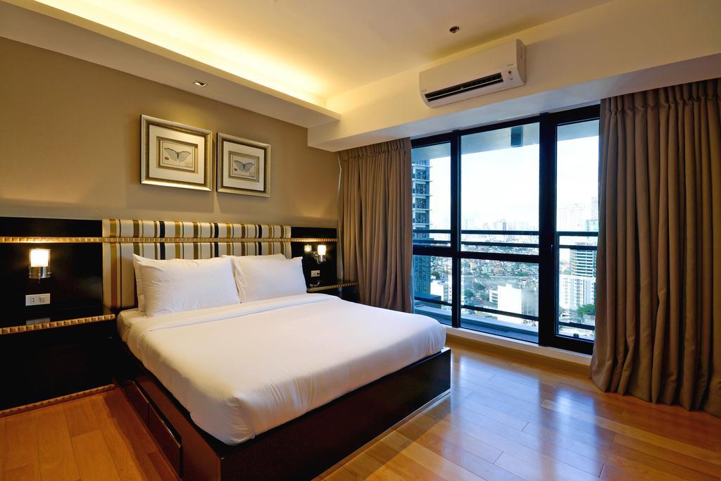 Milano Versace Suites Makati City Exteriör bild