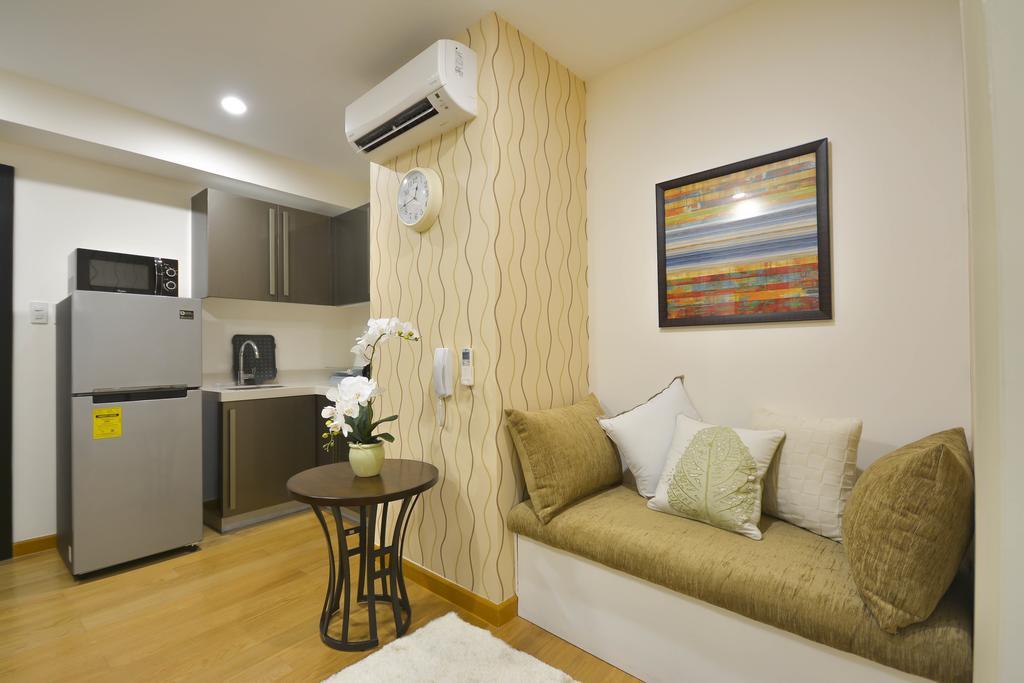 Milano Versace Suites Makati City Exteriör bild