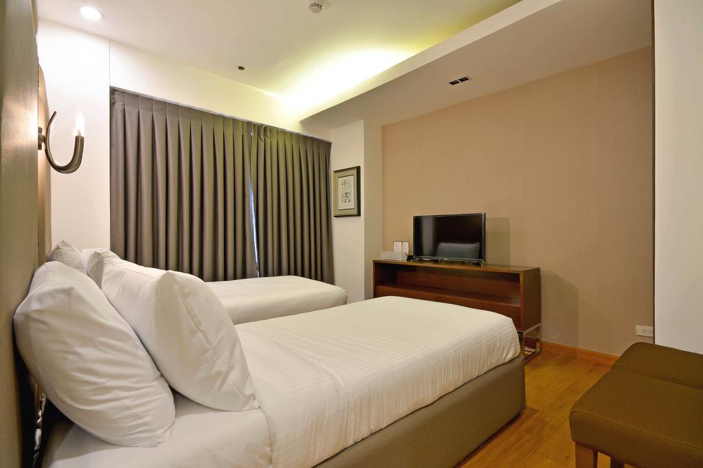 Milano Versace Suites Makati City Exteriör bild